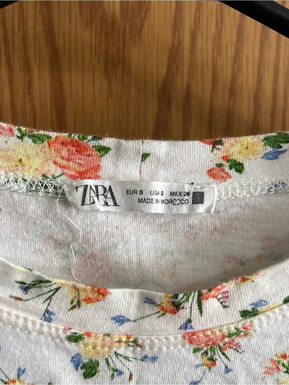 Zara White Floral Puff-Sleeve Tee
